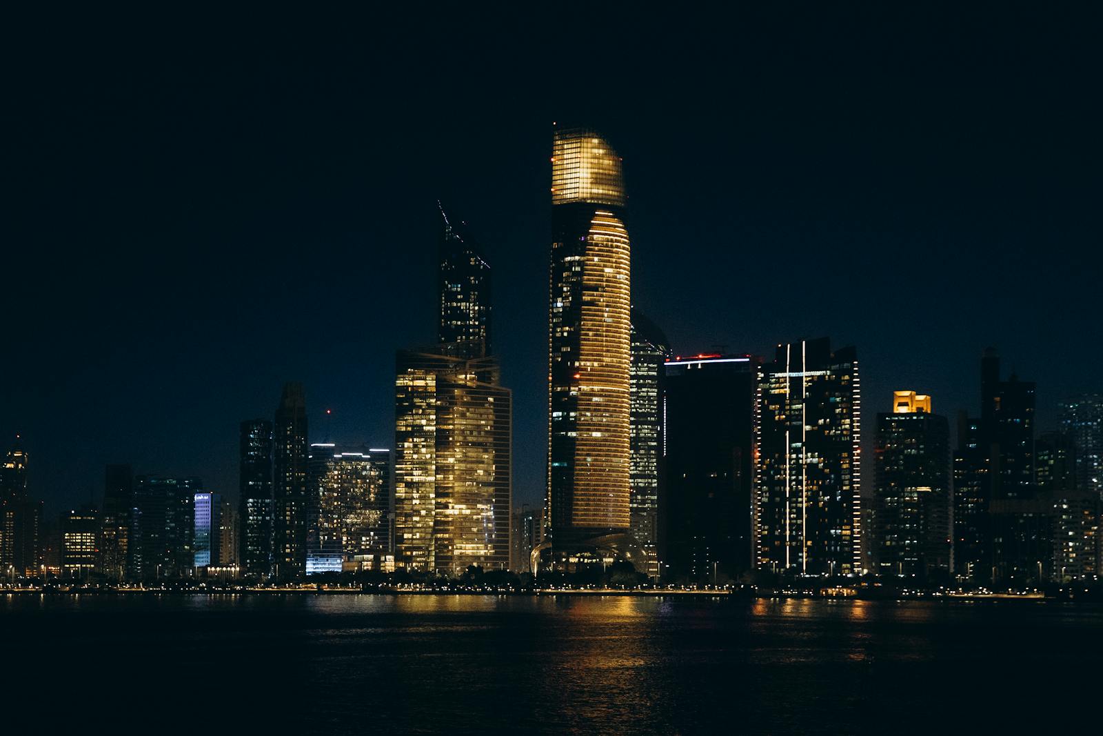 Smart Logistics in the UAE: The Quiet AI Layer Behind Trade
